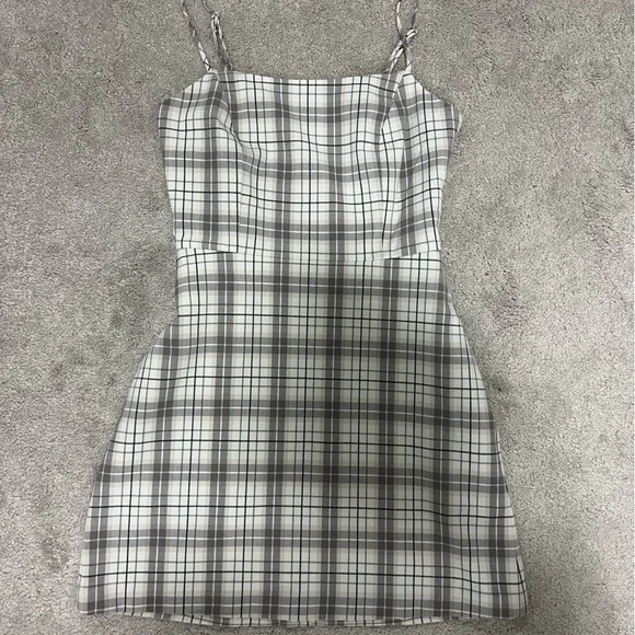 Wilfred plaid Dress! - Picture 3 of 5
